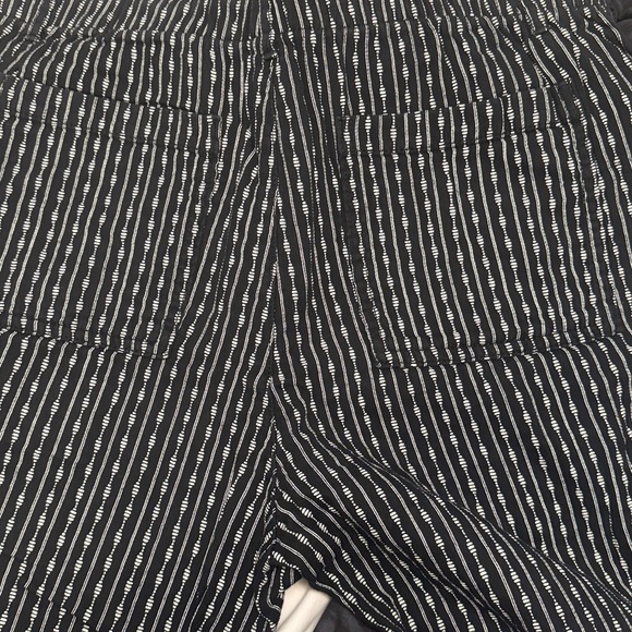 Old Navy lined pants - Picture 7 of 7